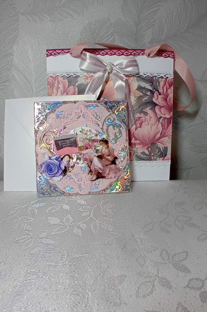 Carte d'anniversaire avec sac cadeau