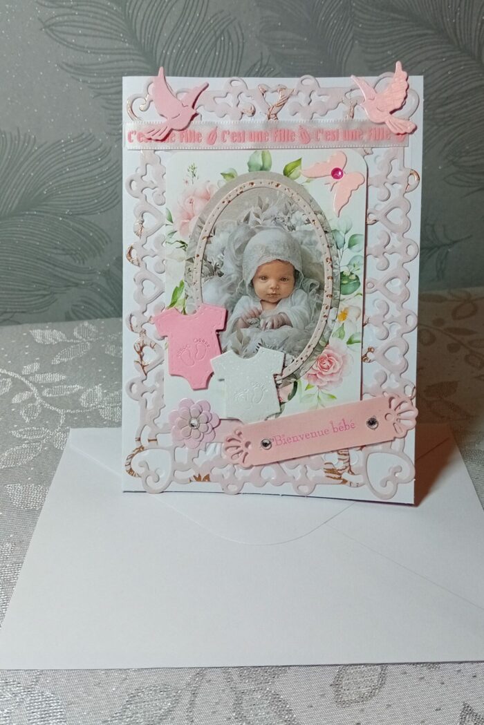 Carte de félicitation de naissance bébé fille