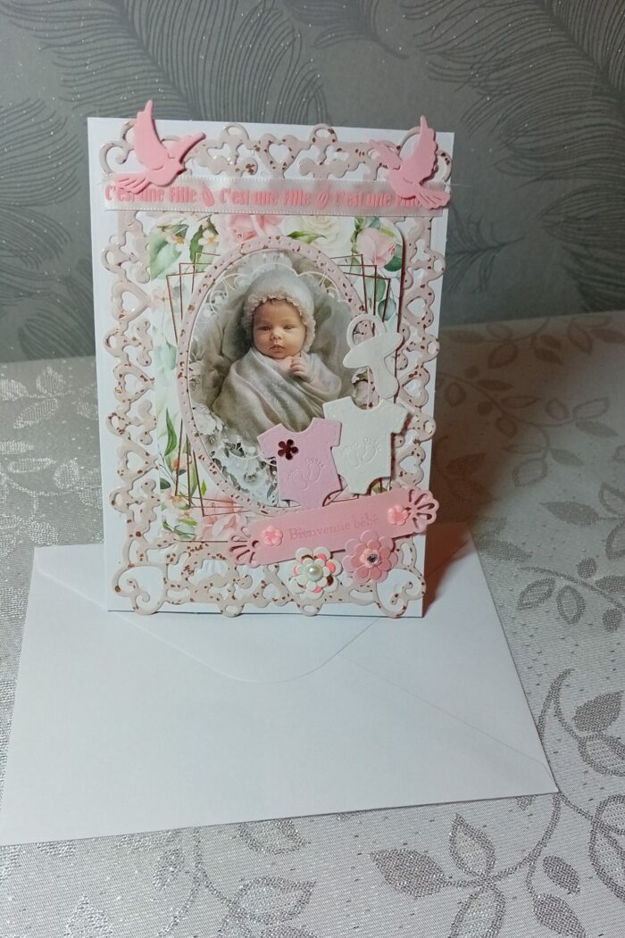 Carte de félicitation de naissance bébé fille