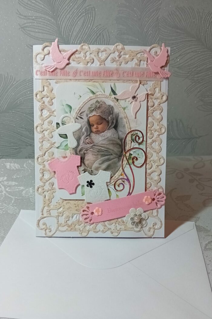 Carte de félicitation de naissance bébé fille